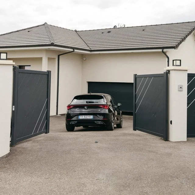 Motorisation de portail électrique Somfy