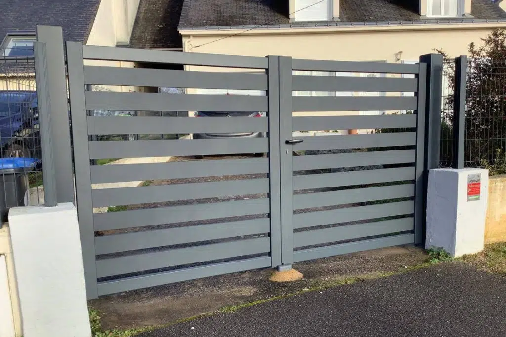 Portail sur mesure aluminium made in Guérande