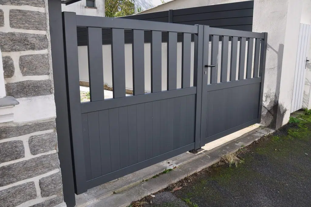 Portail sur mesure aluminium made in Guérande