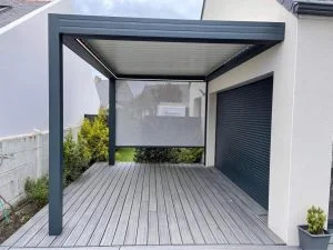 pergola coublanc lames orientables store serge ferrari sur mesure independant 4